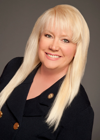 karen thomas bio